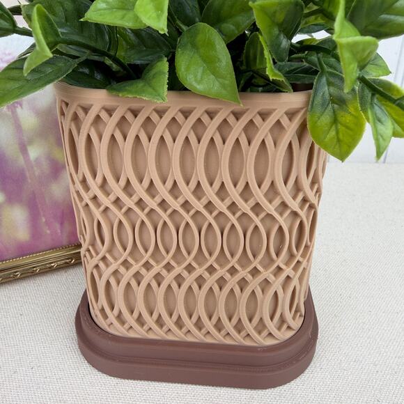 The Glowtide Planter, Indoor Flower Pot, Tabletop Planter. Woven Design - Picture 2 of 9